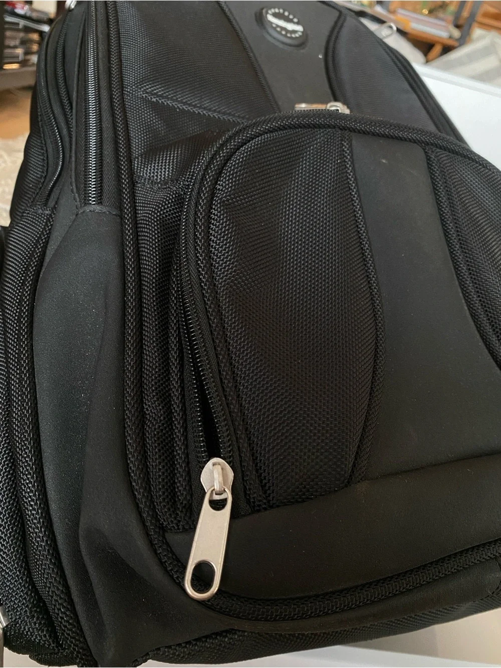 Kensington Contour Laptop Backpack Business Travel Computer Bag Black TSA Ready